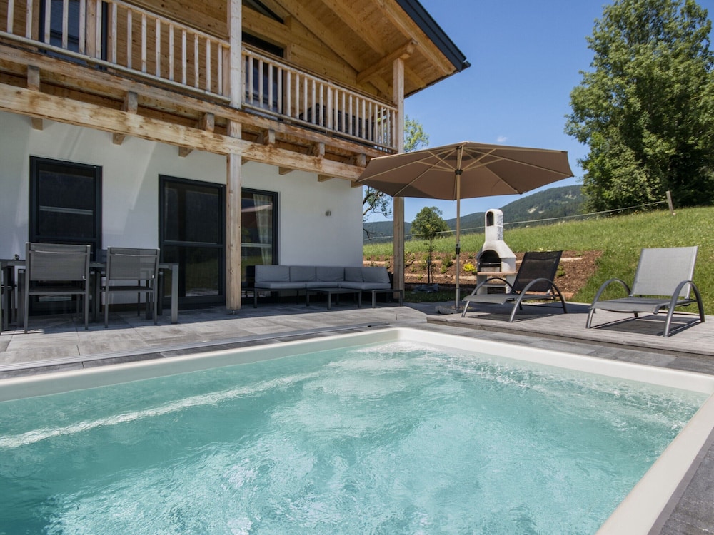 Chalet Gamsknogel mit Privatem Pool und Whirlpool