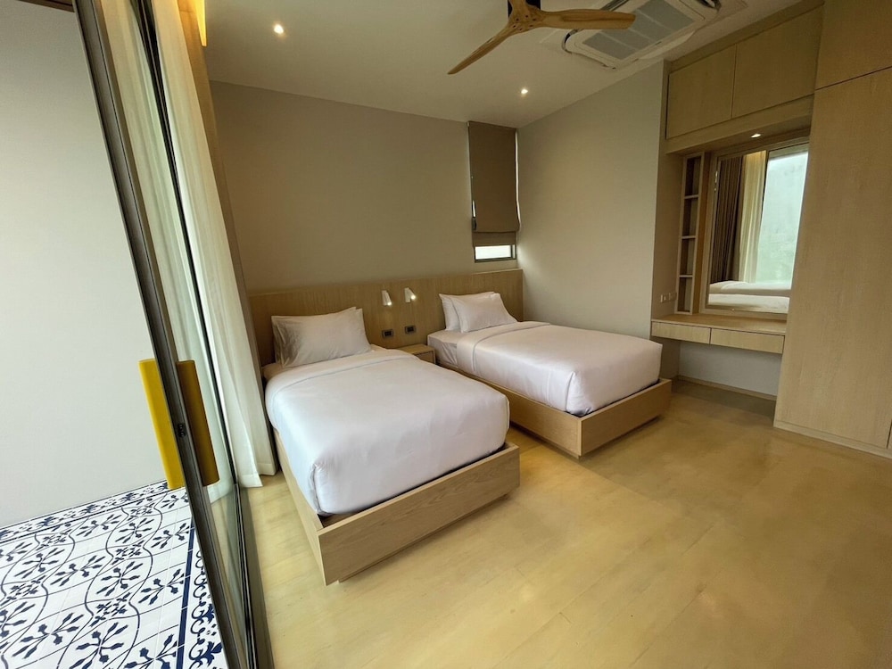Akal Pool Villa 3BR near Laguna, Bangtao & Beach