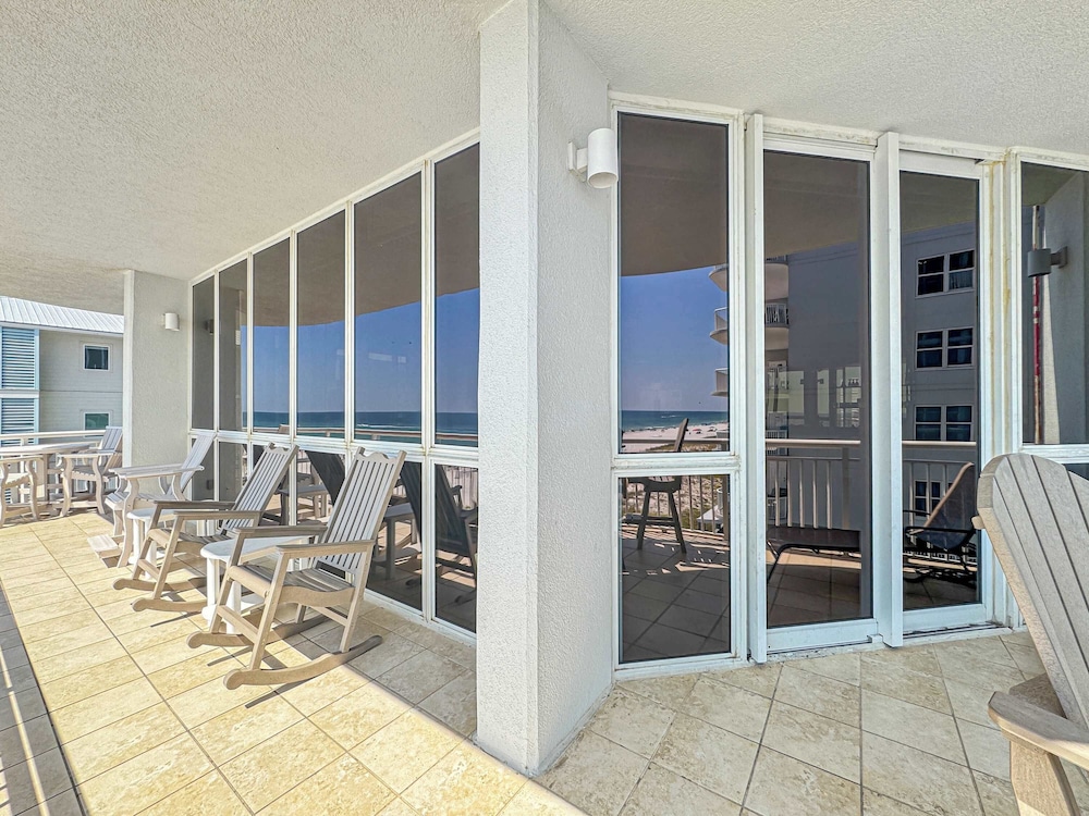 Oceanfront Luxe Pool + Beachfront Free Golf