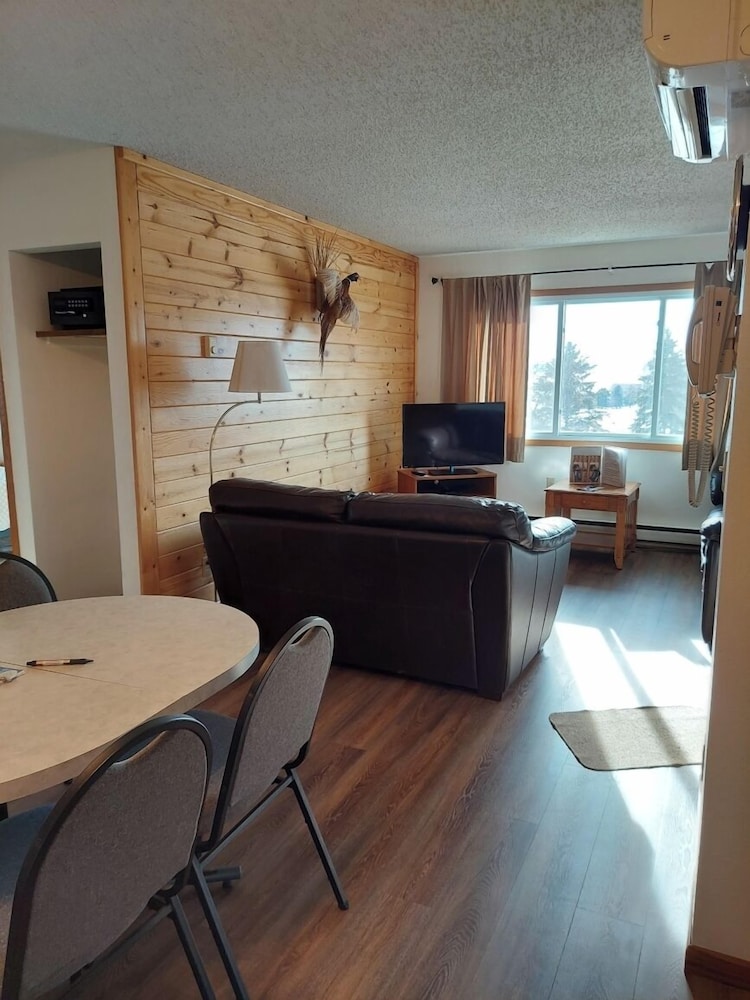 Lakeview Lodge
