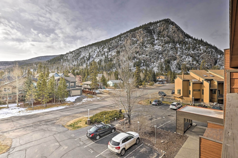 Walk to Main St: Modern Frisco Studio! view 3