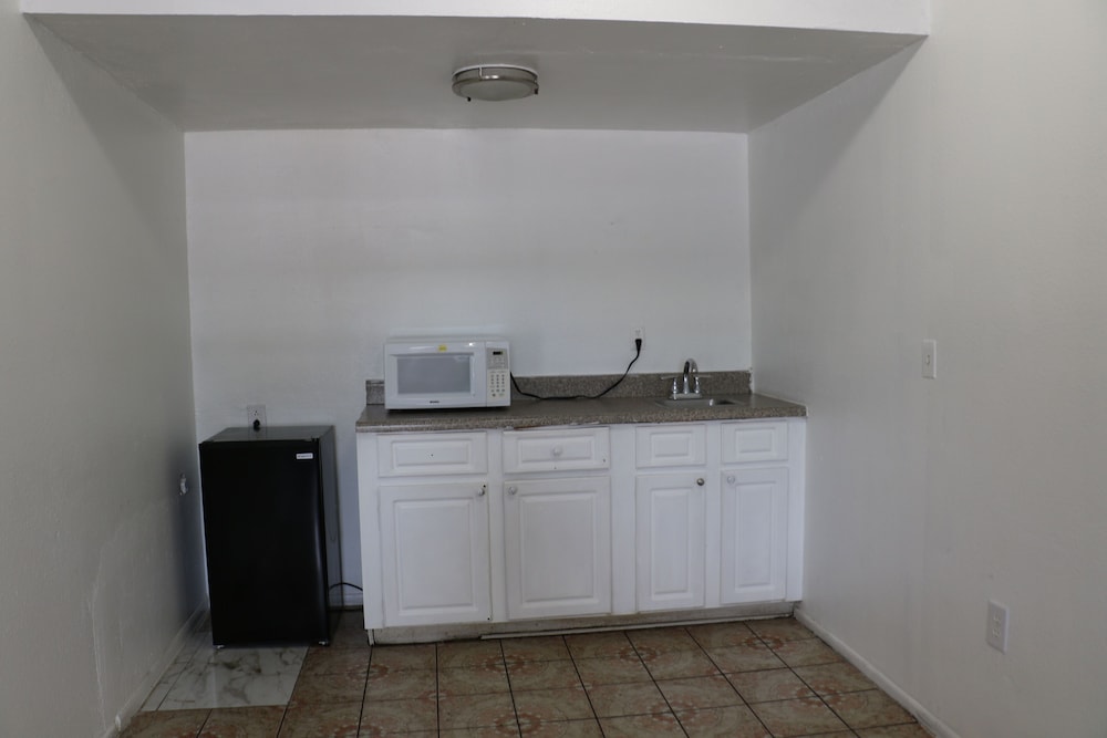 Dunedin Cove Motel