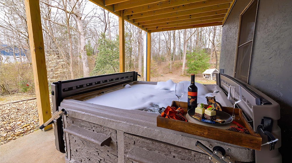 Bigfoot Bunkhouse Pool Views Theater Arcade Firepit Book Now