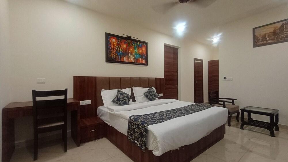 Savanna Retreat By Mystical Views