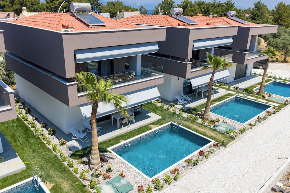 Emerald Island Residential Complex