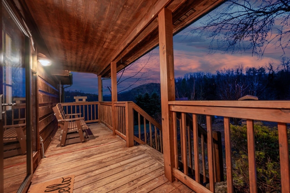 Retreat In The Smokies 3 Bedroom Home