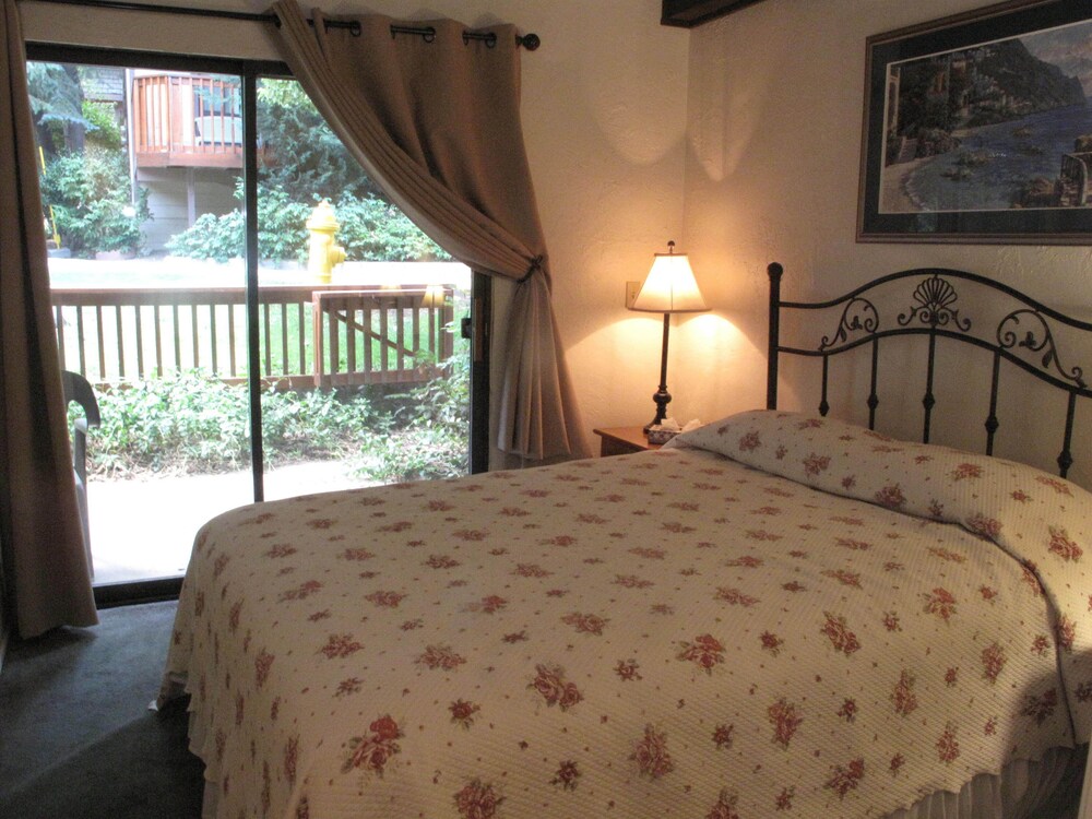 Snow Summit Townhouse Rentals & Sales