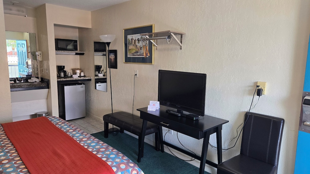 Merida Inn and Suites