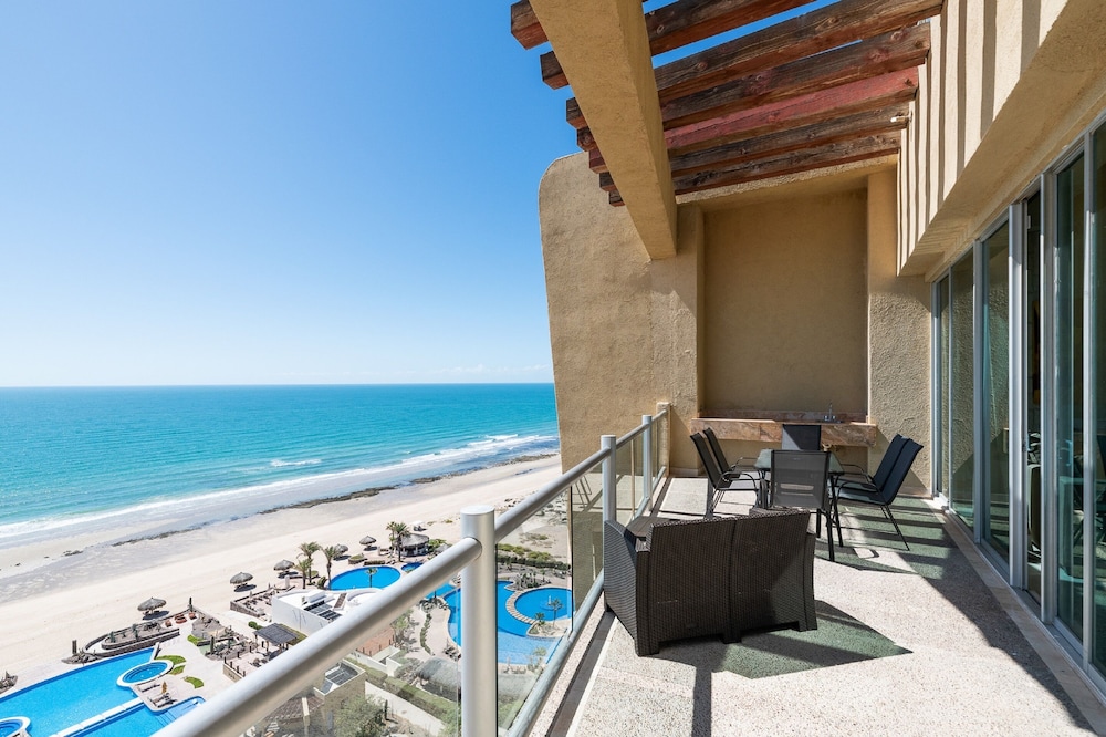 Encanto Living 1201 -4BR by Kivoya