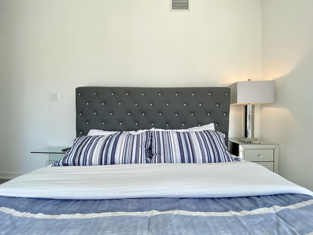 Waterfront Luxury Residences
