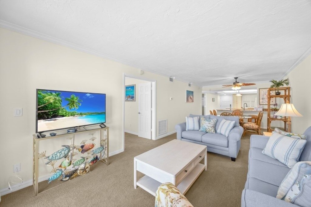 Pointe Santo A25 2 Bedroom Condo