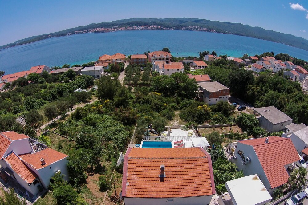 Holiday Villa Perna with Swimming Pool view 5