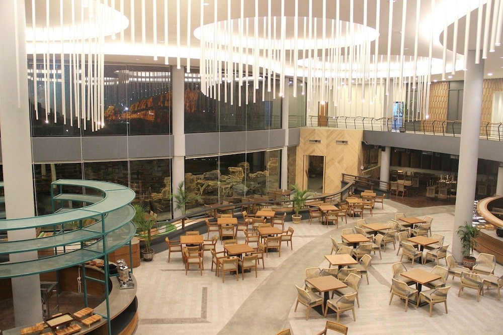 Royal Safari Garden Resort & Convention