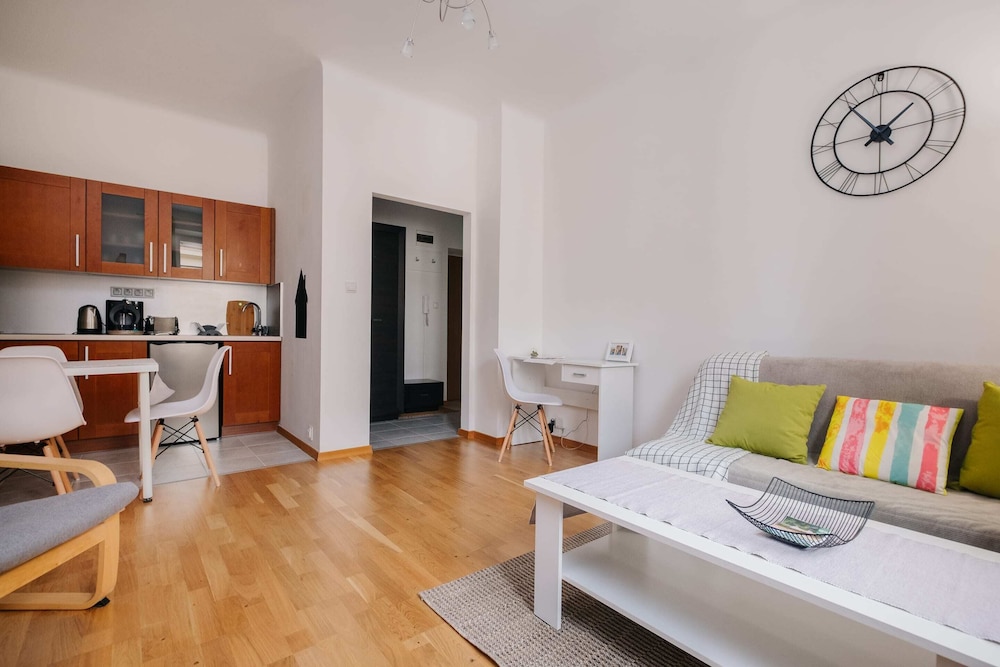 Miodowa Old Town Apartment view 5