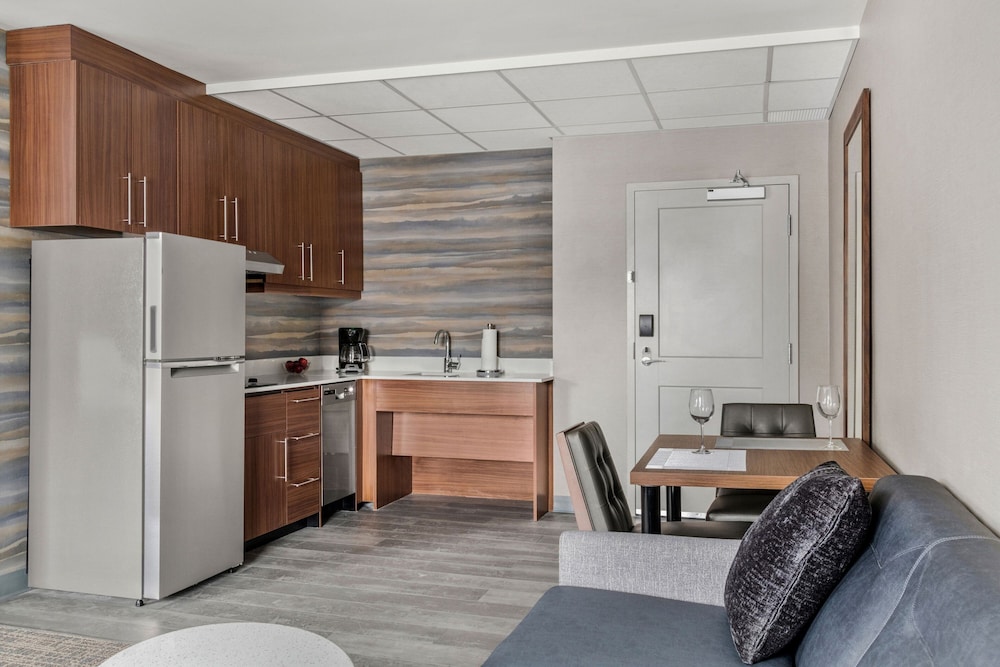Residence Inn by Marriott Laval - Property Image 16