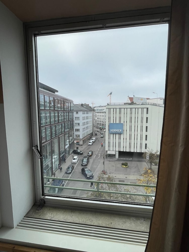 2-Rent Group Hostel Zimmer&Apartments GKP2