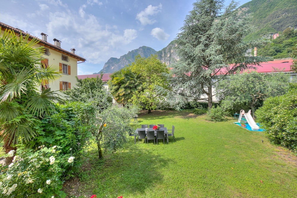 Alika Castle House