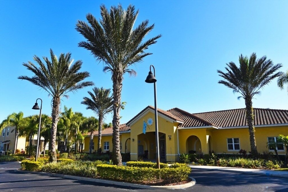 Oakwater Retreat 3 Bedroom Condo