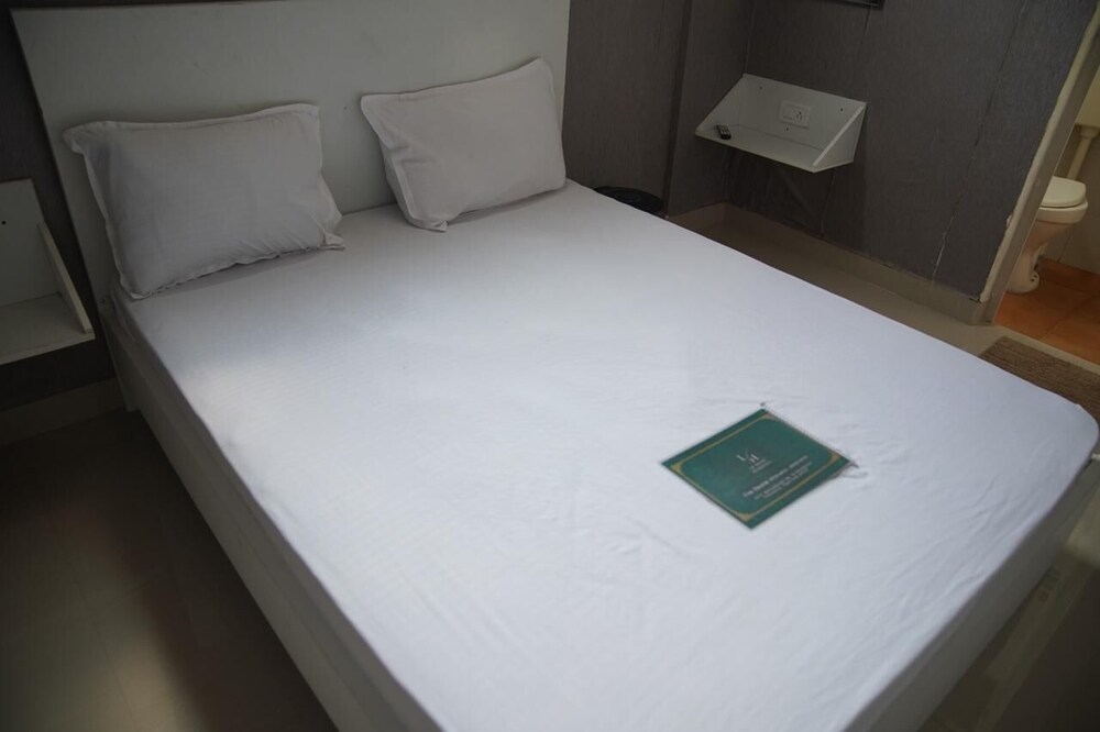 Hotel Le Hayat Residency