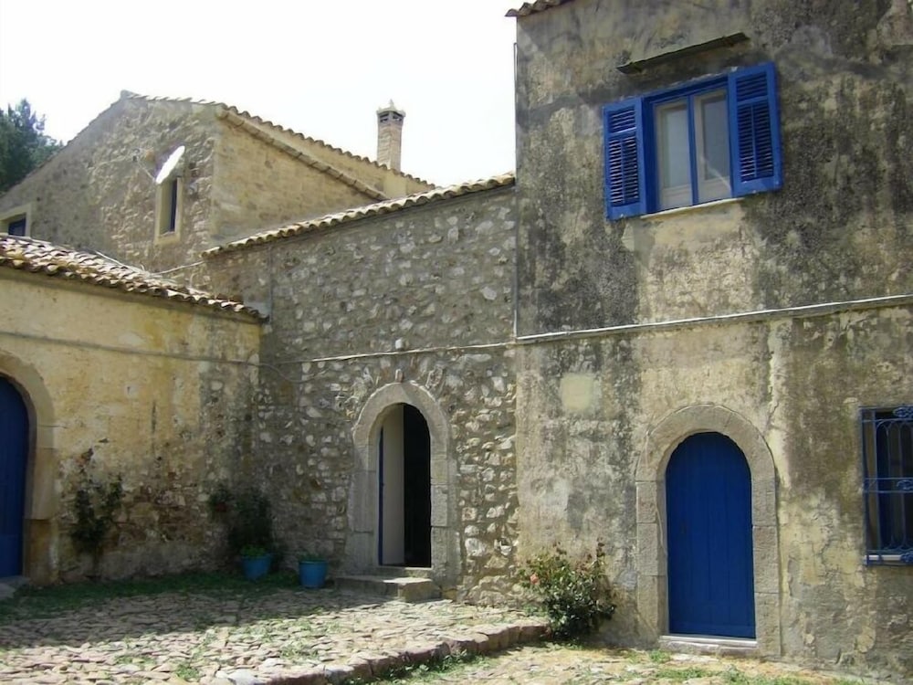 Photo 26