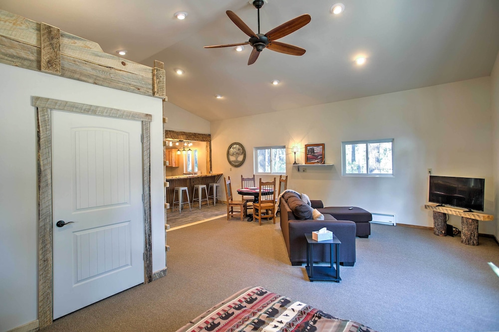 Mancos Cabin Rental on 80 Acres w/ Mountain View! view 4
