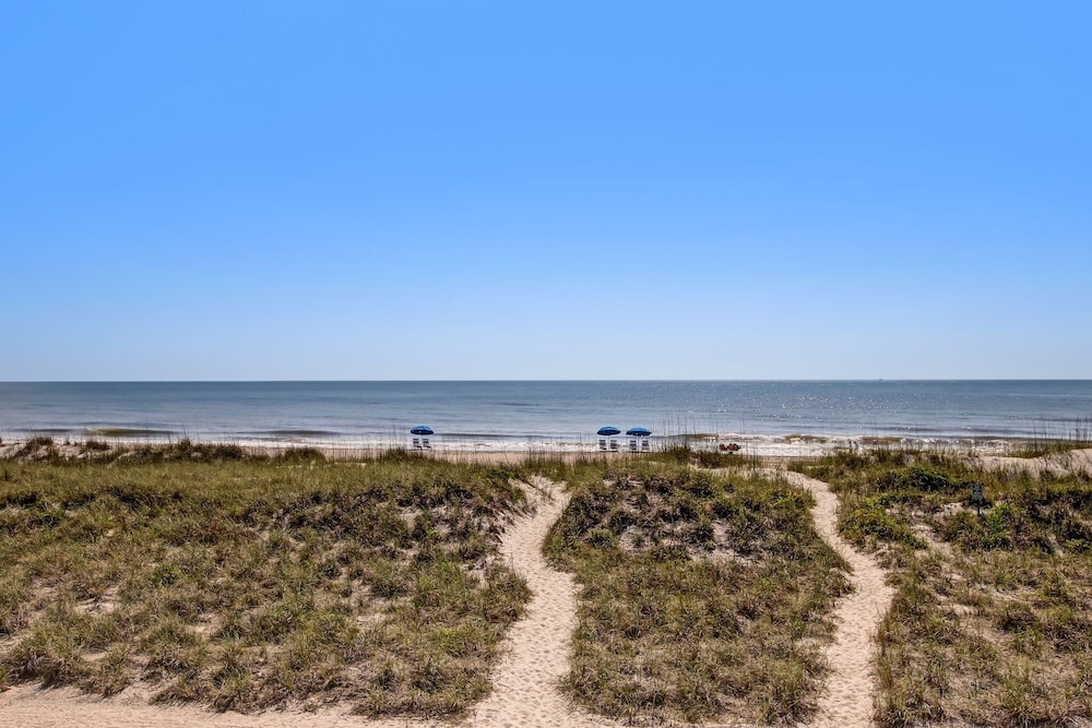 21 Ocean Place 3 Bedroom Condo