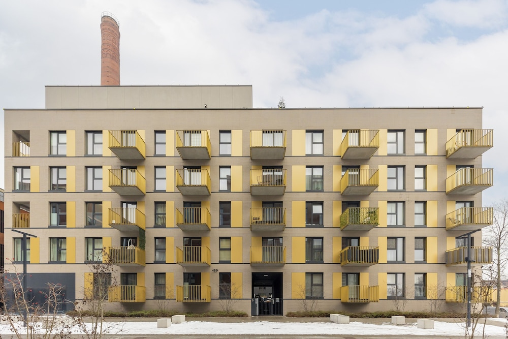 Milionowa Loft Apartment by Renters view 3