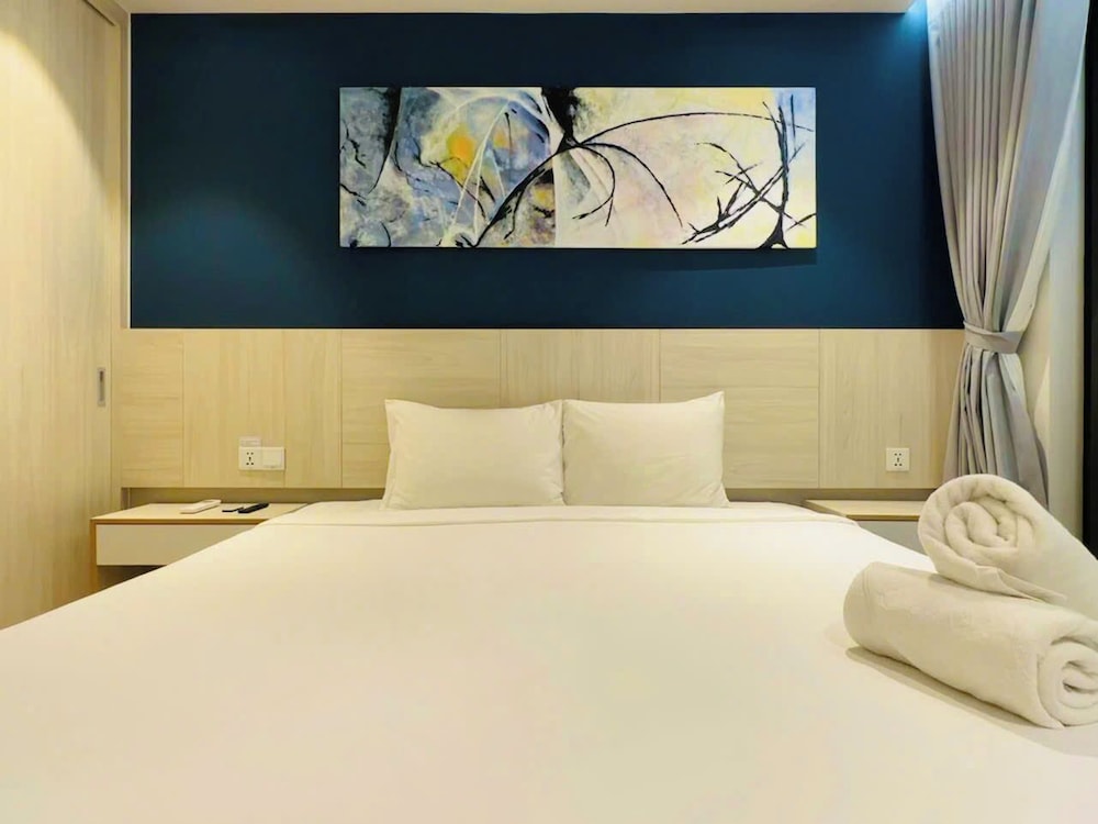 Gold Coast Balcony Serviced Apartment