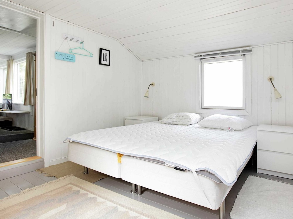 Lovely Holiday Home in AsnÃ¦s near Sea view 4