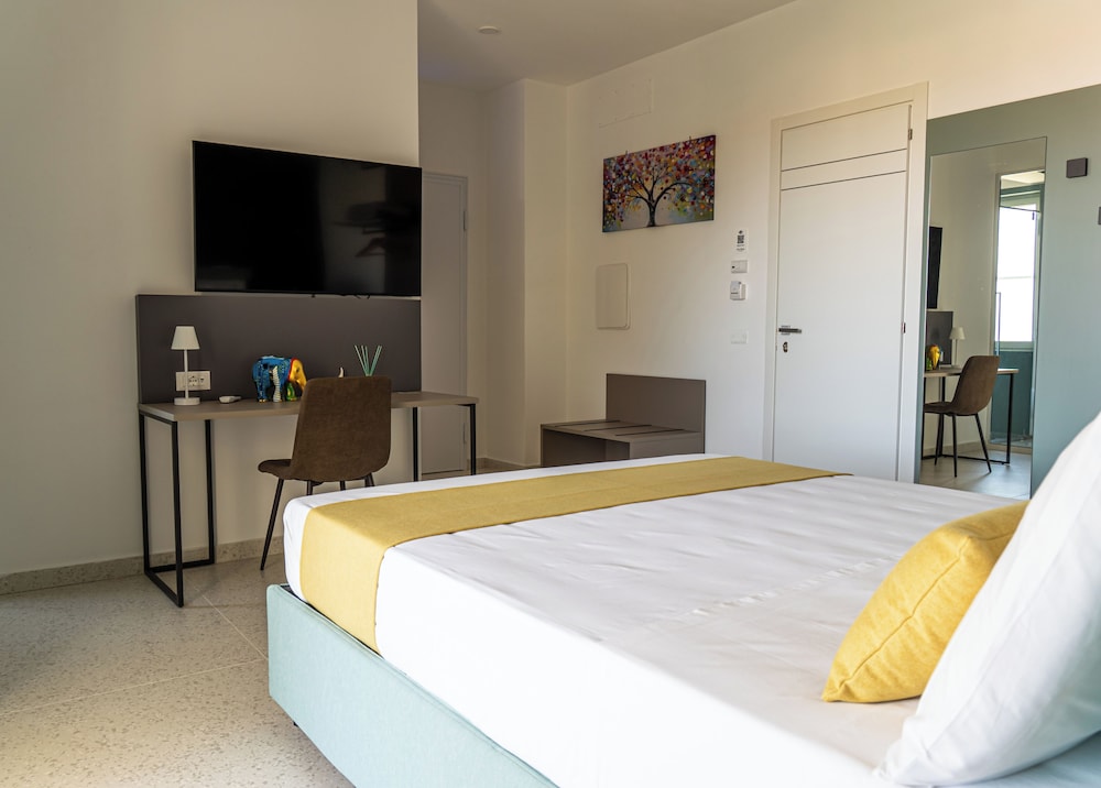 Floral Apartment