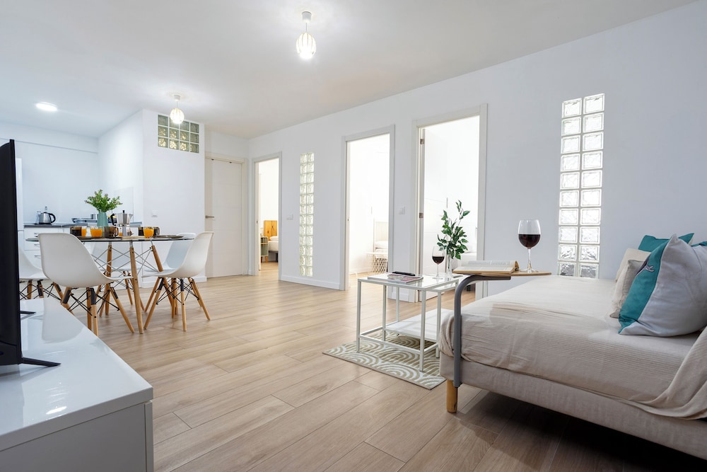 Sunstay Bailen Flat III Malaga