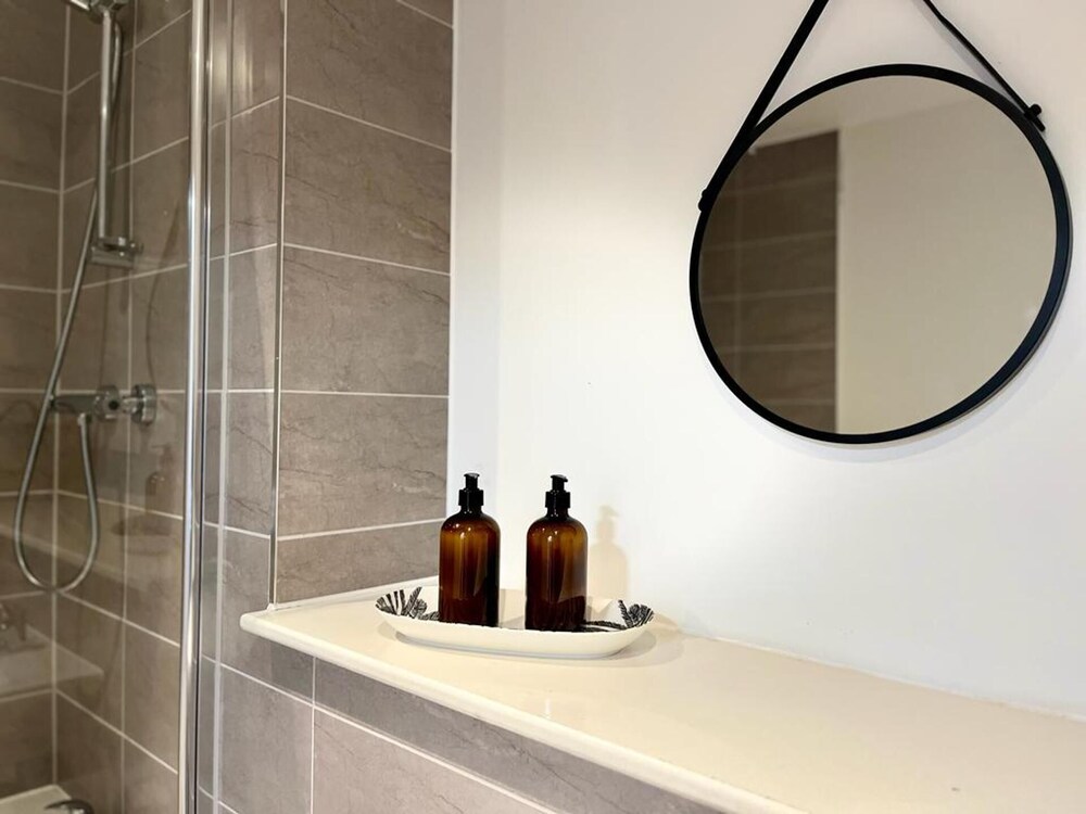 Stunning City Centre Apartment - Sleeps 4 photo 3