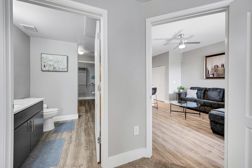 Central Relaxing 1br Phoenix Retreat Near Airport 1 Bedroom Apts