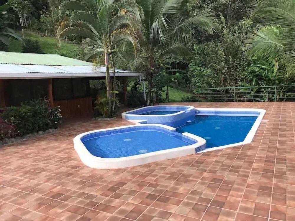 Pura Natura Lodge Arroyo
