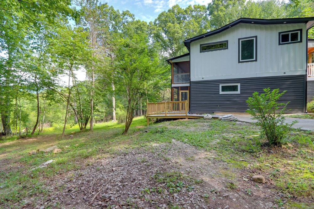 Cozy Ellijay Retreat: 12 Mi to Appalachian Trail view 5