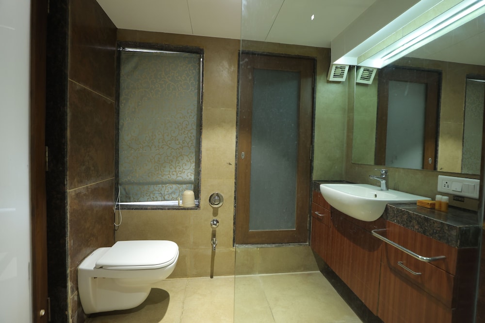 Hotel Shreeji Vatika-Airport Road