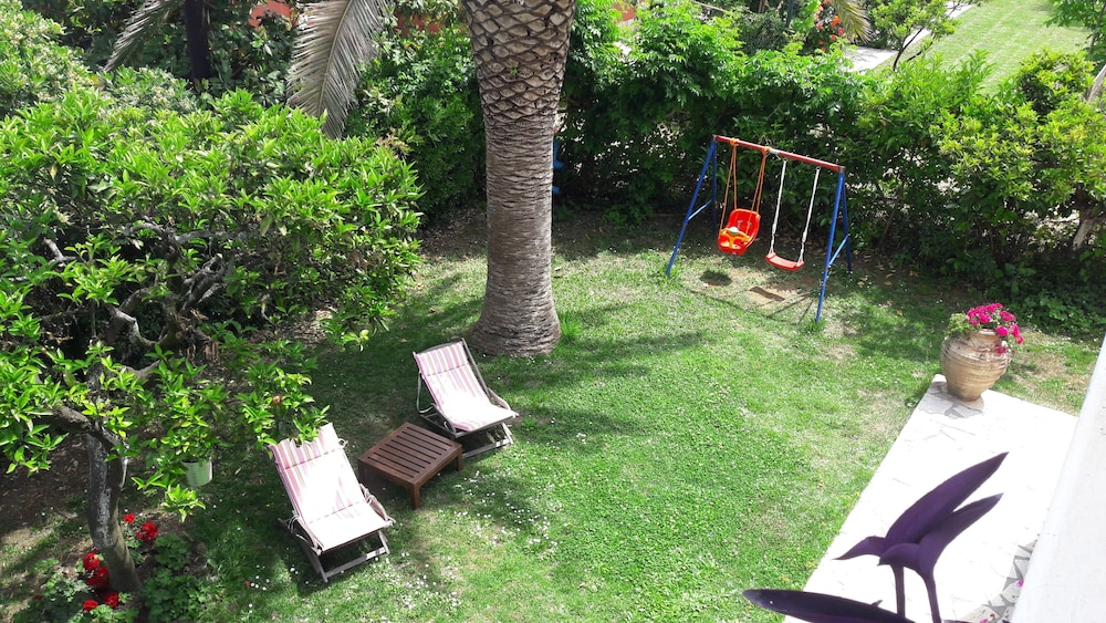 Kaloudis Apartments & Studios