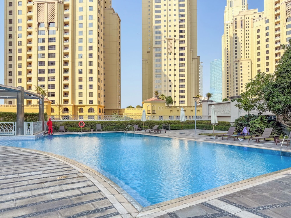 Excellent Panoramic 1BR at Attessa