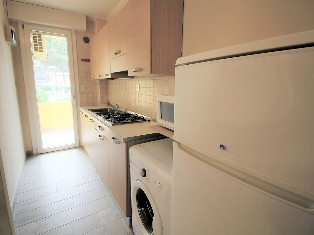 Spacious Apartment in Rosolina Mare near Sea photo 4