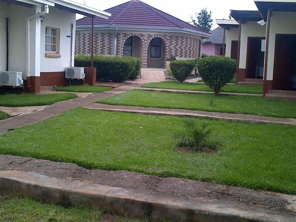 Molengoane Lodge