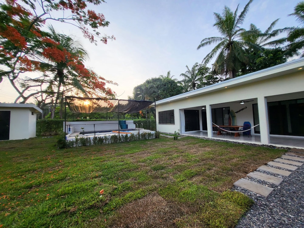 Hotel Villa Elenita - Parrita