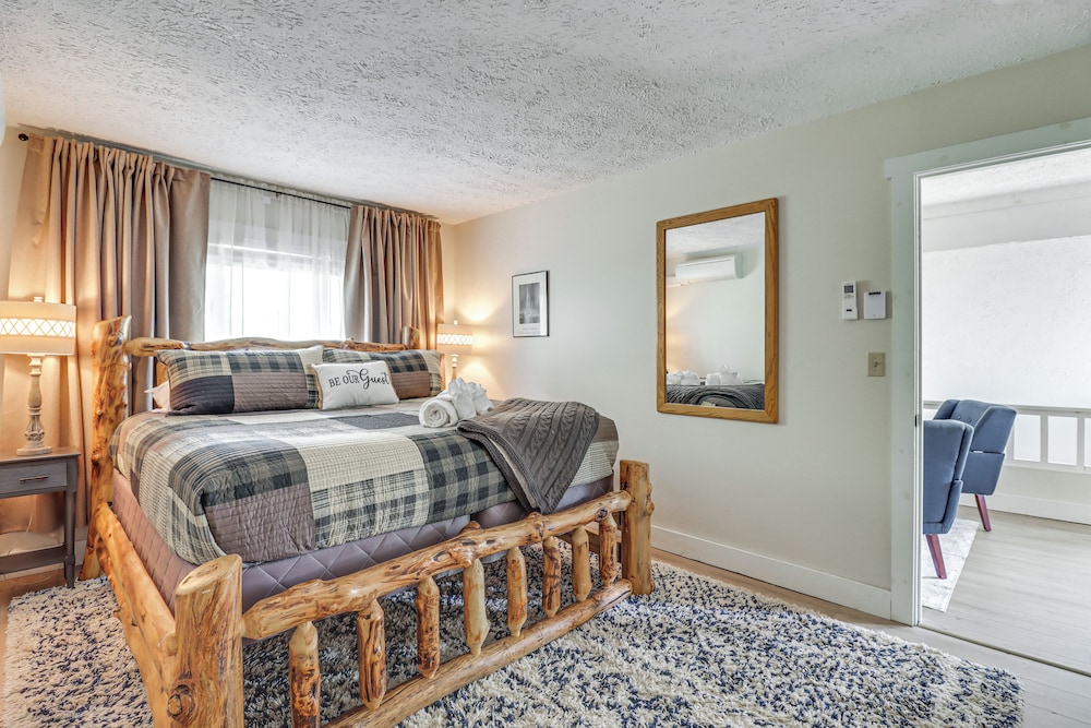 Steps to Jack Frost Ski Resort: Townhome w/ Decks