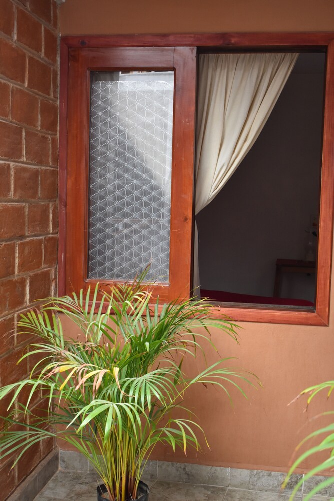 REAL 114 - CASA MONAD view 3
