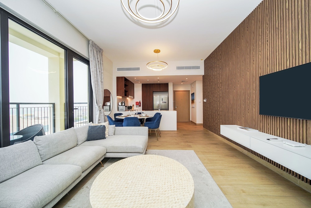 PVH - Beach Front 2BR in Le Pont 3