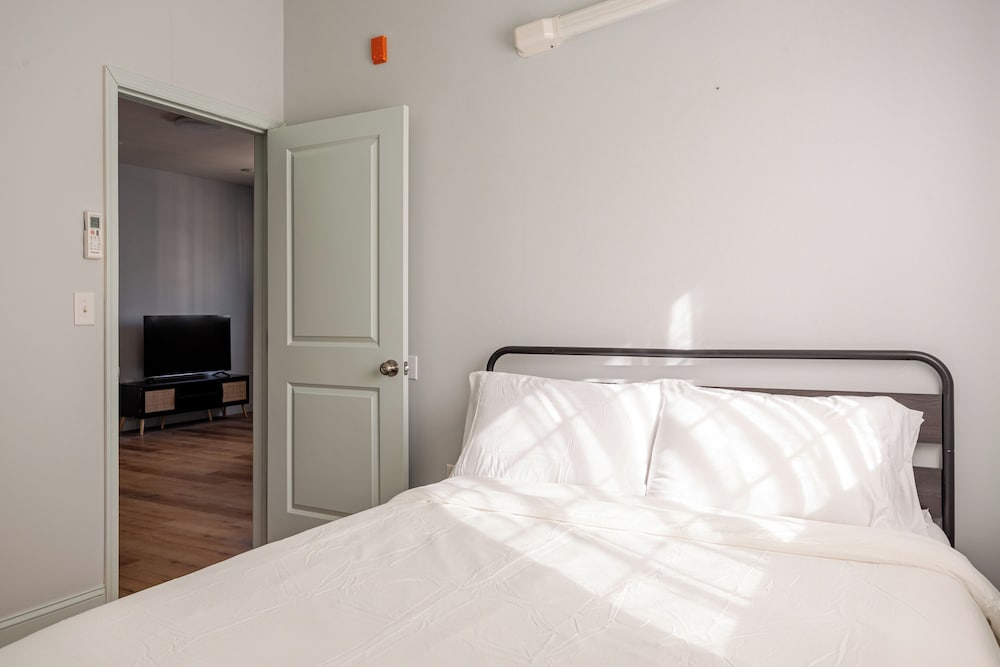 Cozy Stay near Fishtown & City Center