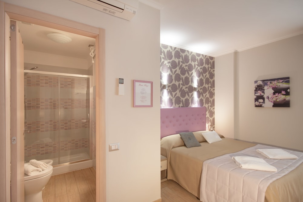 Rome King Suite
