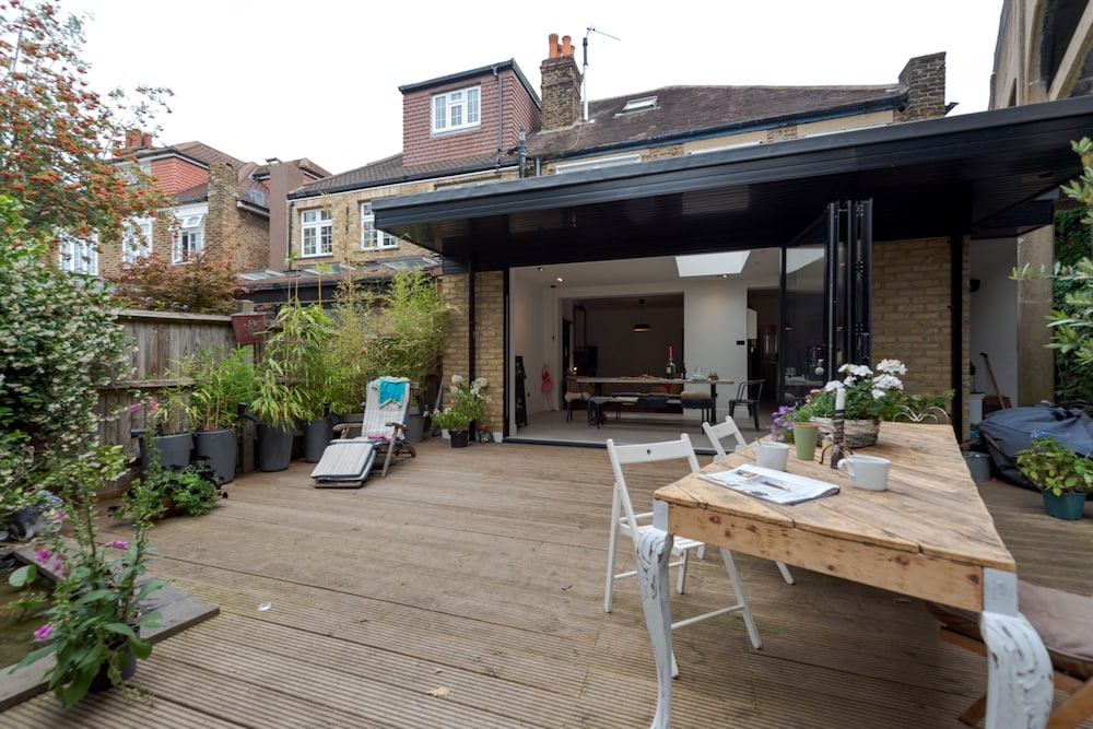 outdoor bbq area