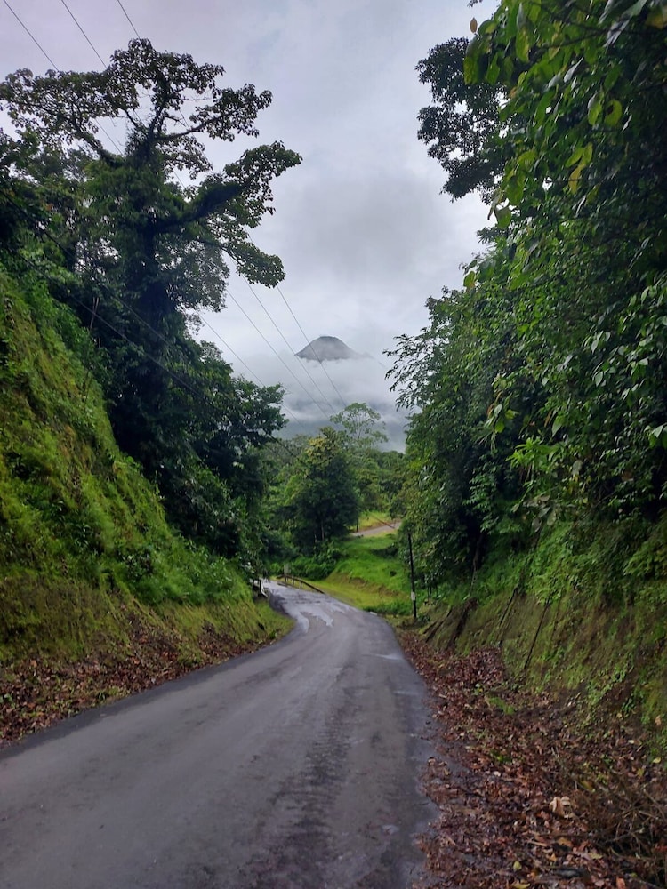 HOTEL TANGARA ARENAL