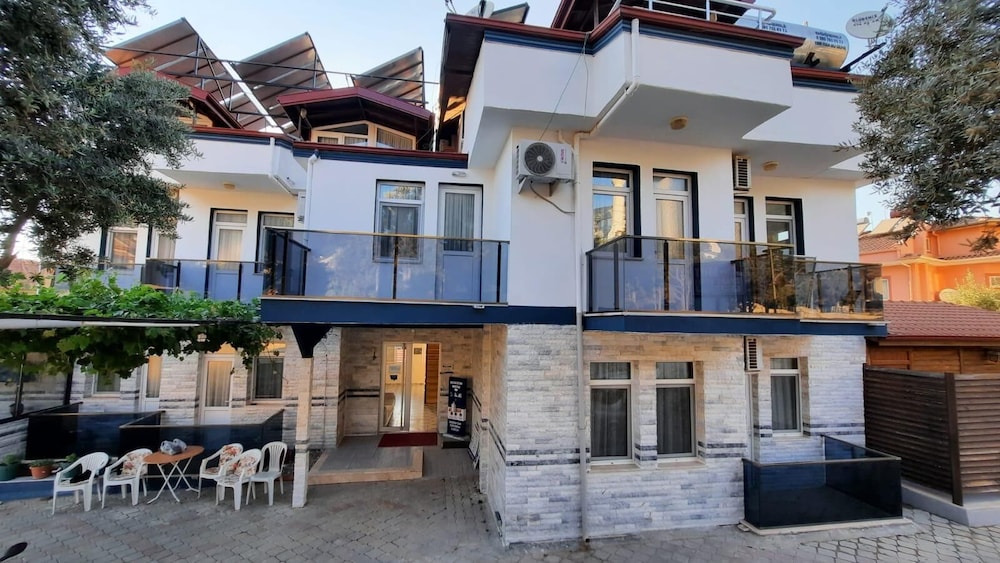 Mut Hotel