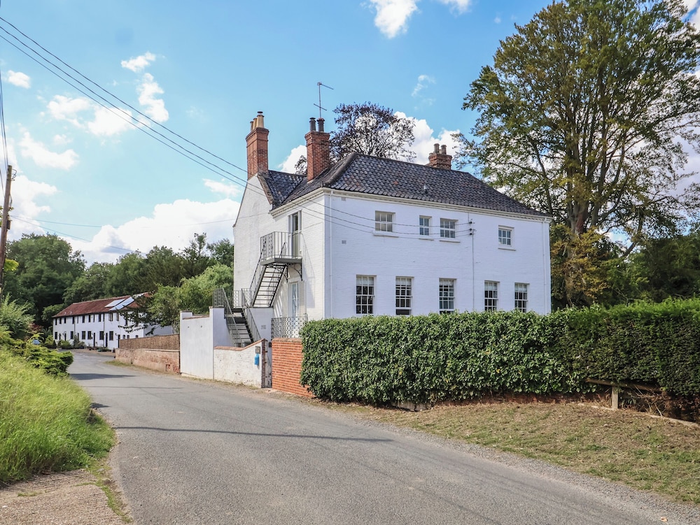 Syleham House